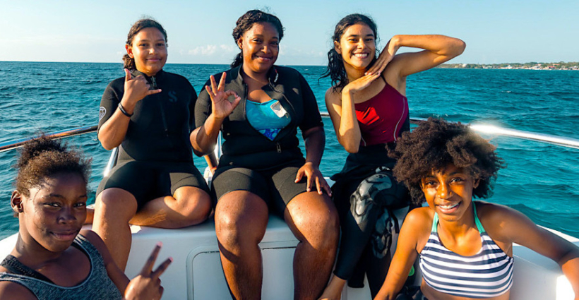 <strong>Sun Divers: Empowering Women Through Diving and Conservation on Roatan</strong>